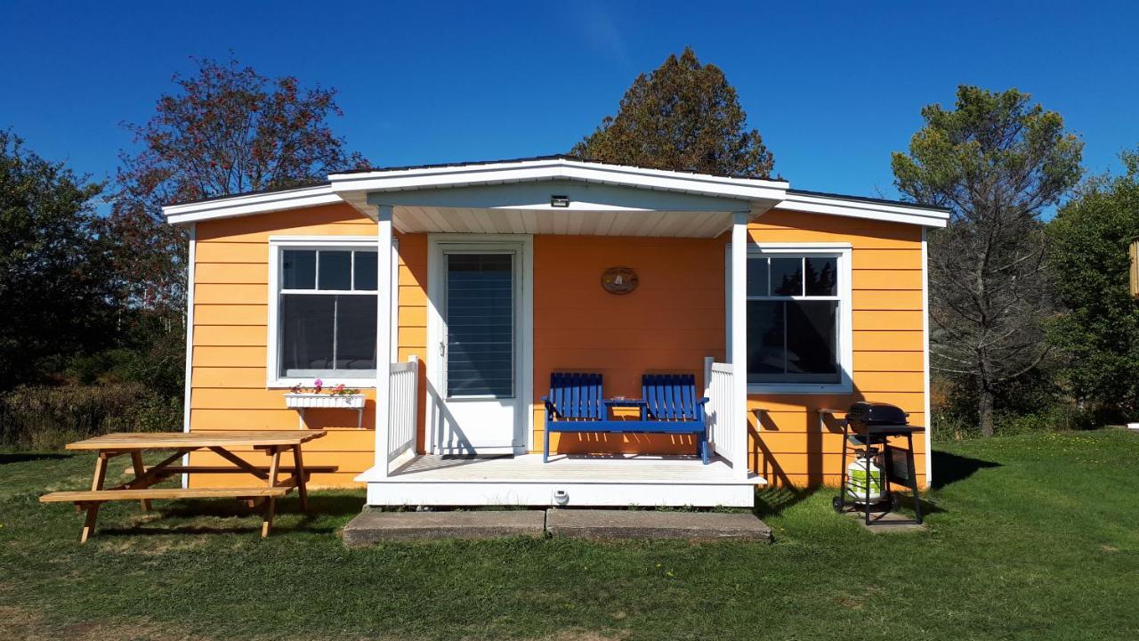 Atlantic View Motel Lunenburg Bagian luar foto