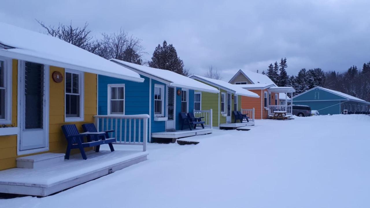 Atlantic View Motel Lunenburg Bagian luar foto